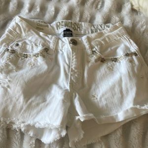 Rewash White Cut Offs Shorts - Size 27
